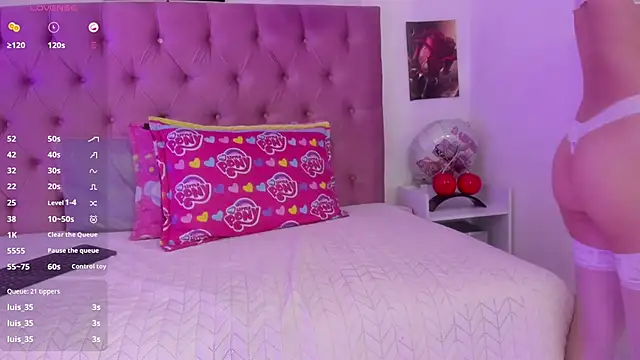 Skay_wish Adlı Modelin Canlı XXX Sohbeti