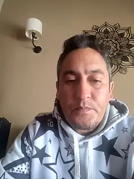 LuqenZo লাইভ XXX চ্যাট