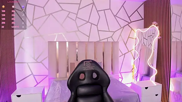 CYRUS_TAY élő XXX-chatje