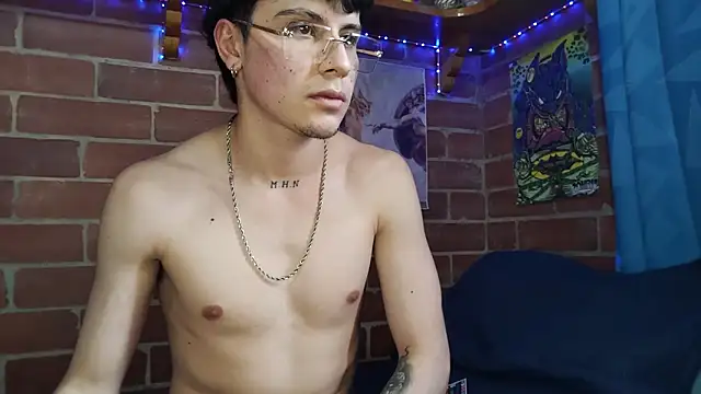 PaulDamico élő XXX-chatje