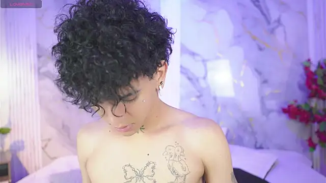 noah_travis élő XXX-chatje