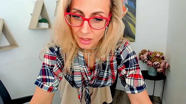 MuseOfStage Chat XXX live