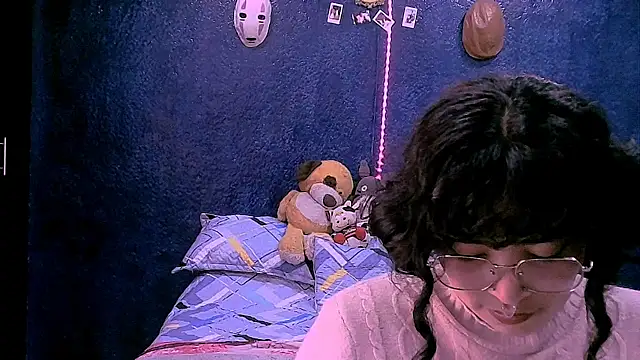 Chat +18 de NinaYellow ao vivo