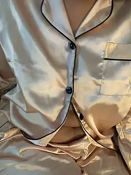 Show modela TrustMySoles na web-kameri