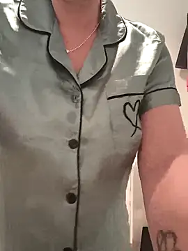 l4dyc4pricorn76's Live XXX Chat