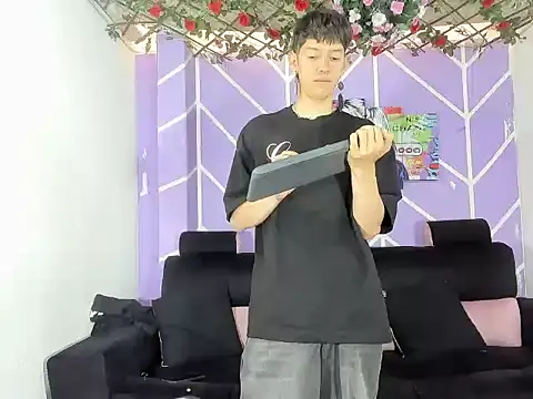 Show Webcam de heyy_noah11