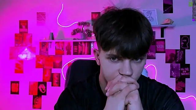 travis_wolf_ élő XXX-chatje