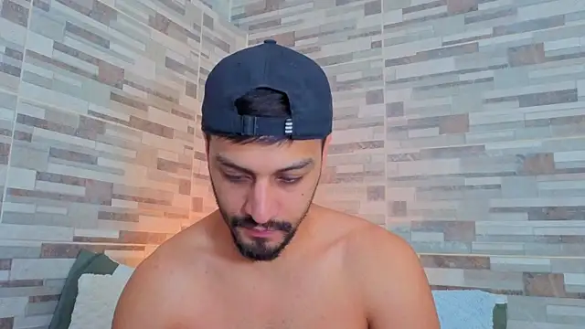 Вебкам-шоу joelcallvil1