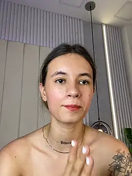 Онлайн чат XXX JuliaColemann