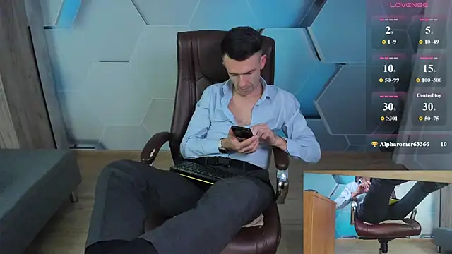 Chat +18 de SteveTiger ao vivo