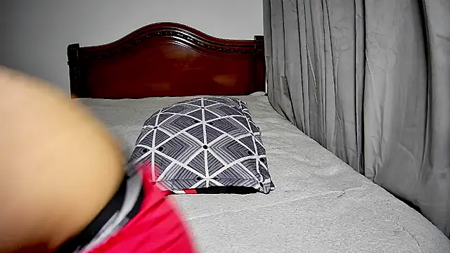 Nickiki-666 Live XXX-chat