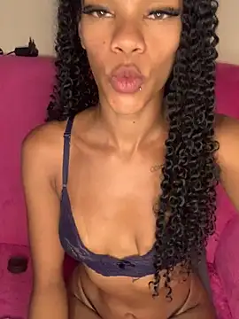 Cammgirlmii লাইভ XXX চ্যাট