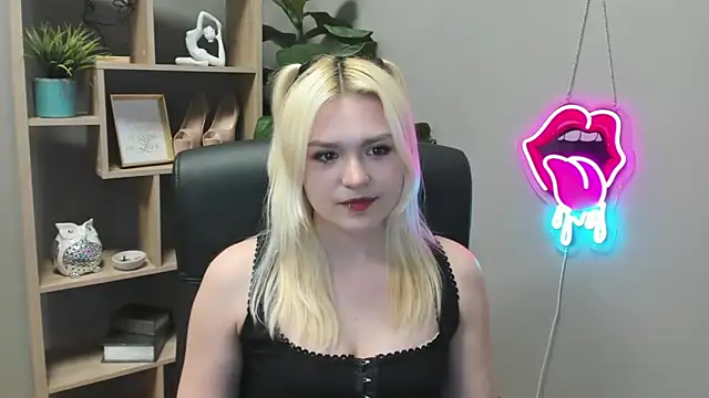 SweetLilyxo লাইভ XXX চ্যাট