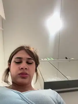 BabyKathy লাইভ XXX চ্যাট