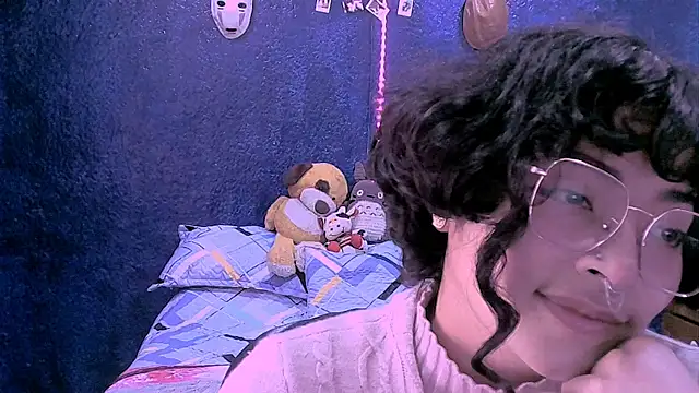 NinaYellow Chat XXX live