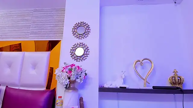 Leslie_Bussh_: онлайн-секс-чат