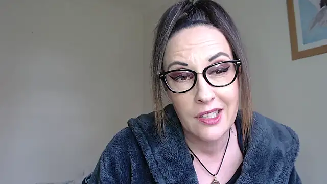 Humiliatrixxxx Live XXX-Chat