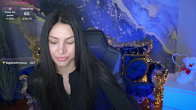 EliseVelour Chat XXX live