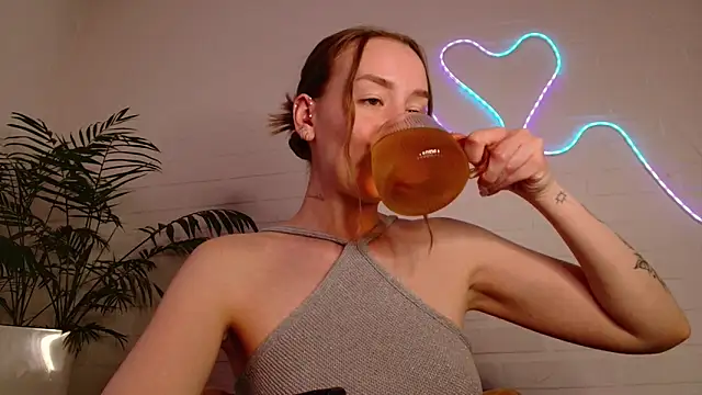 WhitePrincessLuna Chat XXX live