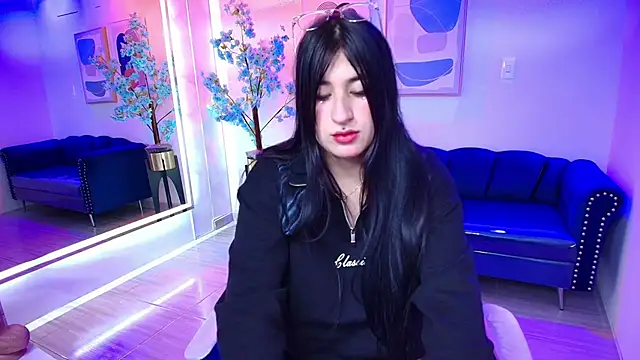 Miia__owens Adlı Modelin Canlı XXX Sohbeti