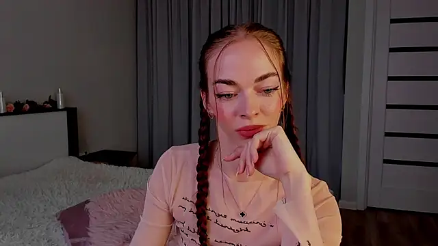 Chat XXX en directo de Undertheskin