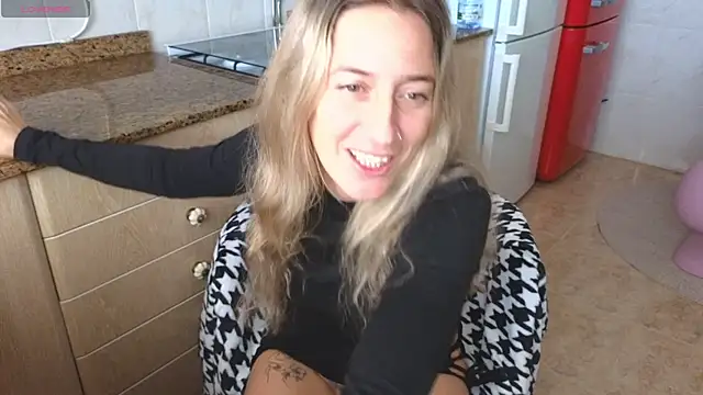 Lunamix Chat XXX live