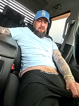 Beardedtattood Chat XXX live