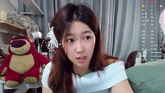 XueLi1902 লাইভ XXX চ্যাট