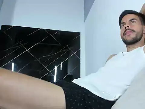 Leo_Vesper Show in webcam