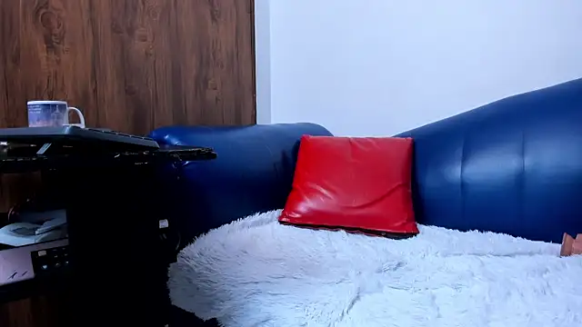 Mature_Skinny's Live XXX Chat