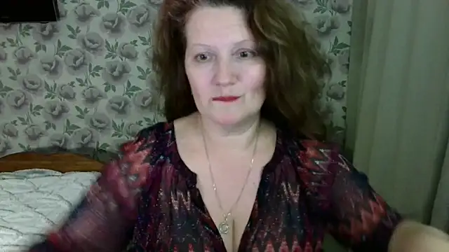 AriaTasty Adlı Modelin Canlı XXX Sohbeti