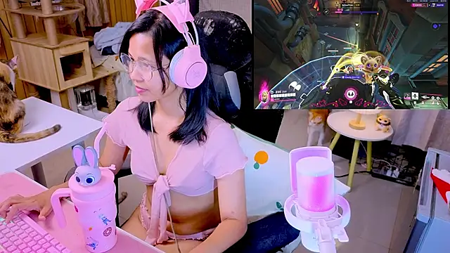 Kana_G Chat XXX in diretta