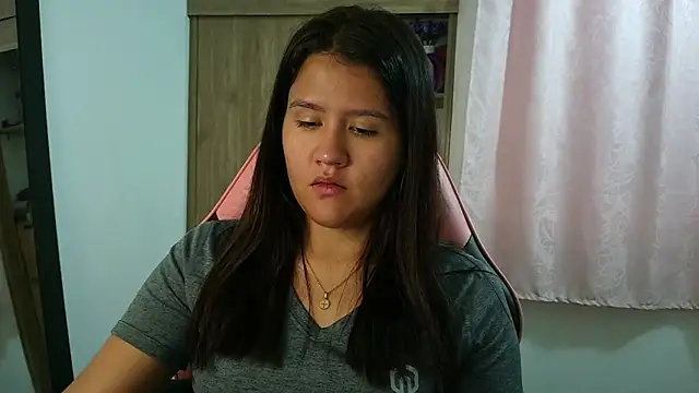 Oliviawatson1 লাইভ XXX চ্যাট