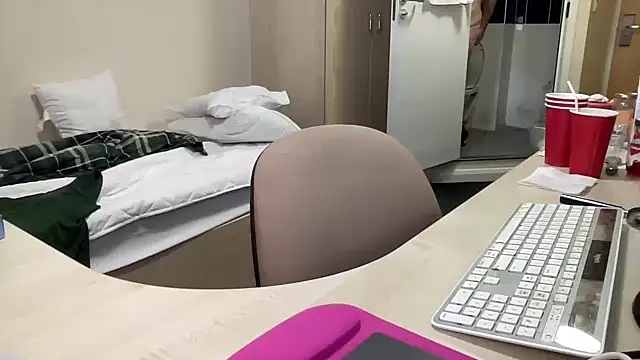 coach-karl élő XXX-chatje