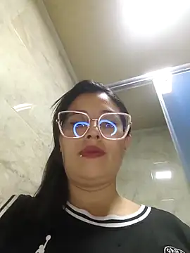 Sophie-Hot- লাইভ XXX চ্যাট