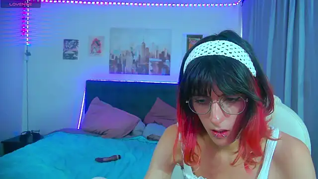 goth_minerva webcam show