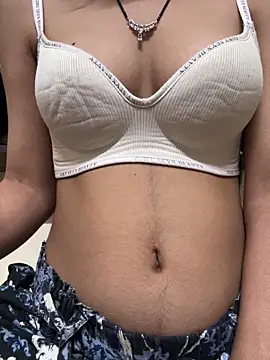 Sexy_Ahana লাইভ XXX চ্যাট