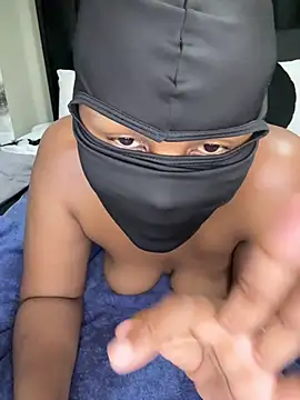 Nicole_bash: απευθείας συνομιλία ΧΧΧ