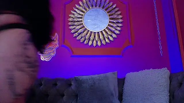 Julieta_Russell élő XXX-chatje