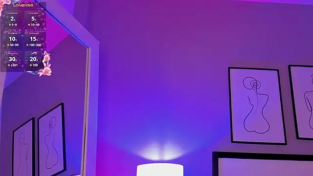 QueenRose___ Chat XXX in diretta