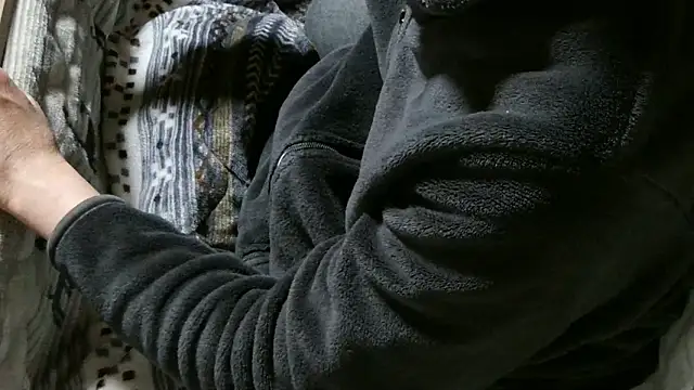 cinnabar_red Show Webcam