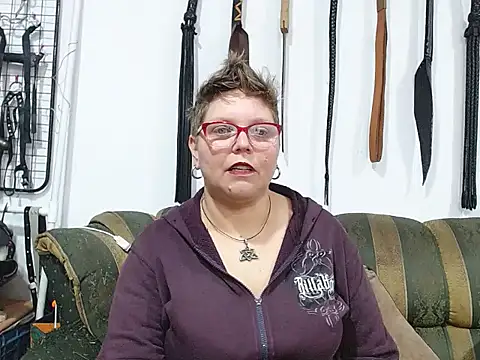 Leah_R's Live XXX Chat