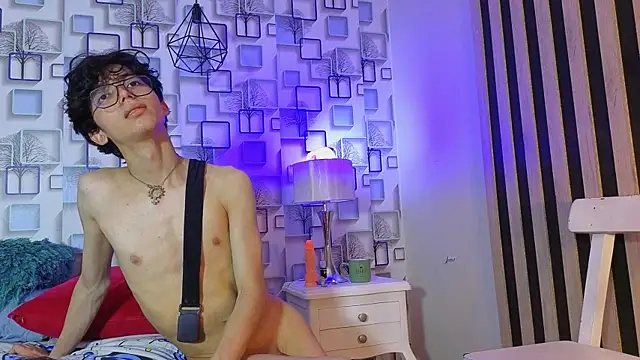 Twink_Sebas7 Webcam show