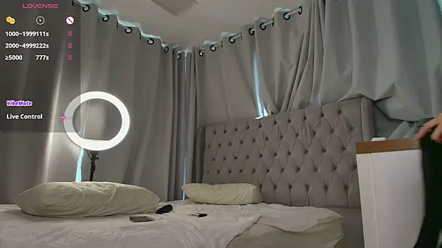 Skinny_Alice Live XXX-Chat