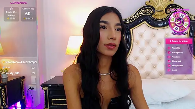 Chatroom XXX en direct de BonnyCandy