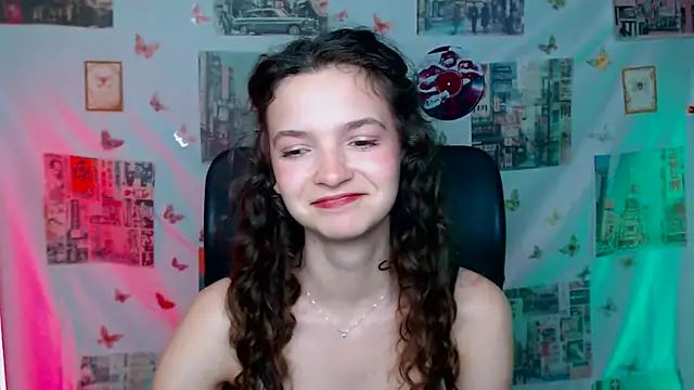 _SusieSu_'s Live XXX Chat