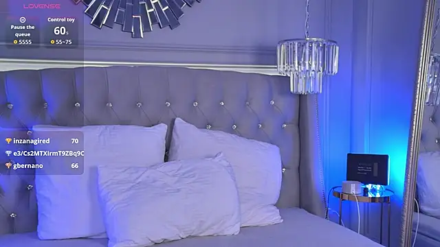 LisaDeviss live XXX chat