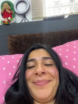 Meganmilk1 ওয়েবক্যাম শো