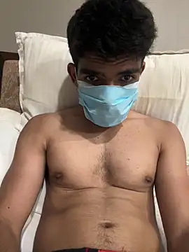 Show modela BadBoyTom78 na web-kameri