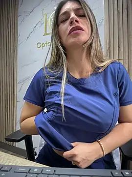 alicee16 Live XXX-Chat